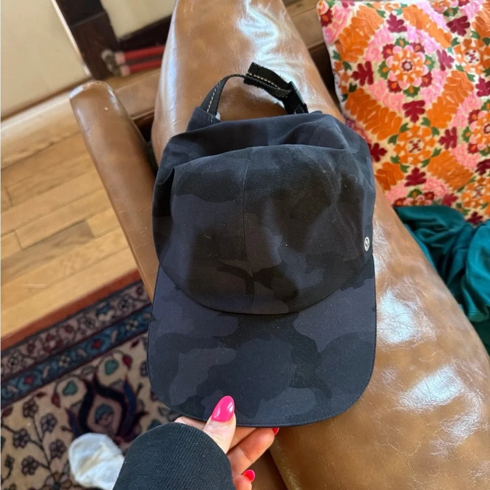 lululemon athletica lightweight running